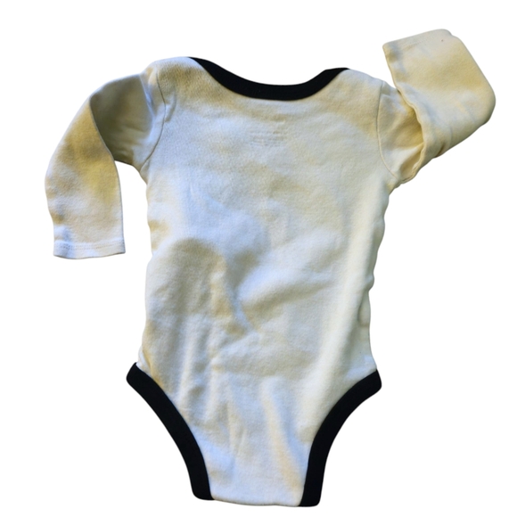 Nike Baby 6-12m Long Sleeve Bodysuit Hat Booties 3p Set Center Swoosh BnW Snaps - Picture 5 of 12